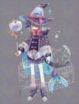  1boy black_hair blue_hair boots bow bowtie cat_boy cat_tail closed_mouth colored_inner_hair commentary_request dated fish fishbowl full_body grey_background grey_socks hair_over_one_eye hat hat_bow holding holding_staff long_sleeves male_focus mochimura_sorata multicolored_hair original purple_boots purple_hat purple_shirt purple_shorts red_bow red_bowtie shirt short_hair shorts signature socks solo staff standing tail two-tone_hair watermark witch_hat yellow_eyes 