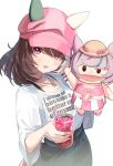  1girl alternate_costume animal_ears black_skirt blush breasts brown_hair clothes_writing collarbone commentary_request cup denim denim_skirt drinking_glass drinking_straw ear_covers english_text hand_puppet hat highres holding holding_cup horse_ears horse_girl horse_tail ice ice_cube jewelry large_breasts looking_at_viewer marche_lorraine_(umamusume) meyamu multicolored_hair necklace newsboy_cap open_mouth pink_hat puppet short_hair simple_background skirt smile solo streaked_hair tail three-quarter_sleeves umamusume white_background white_streaks 