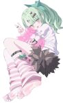  1girl arm_warmers bandaid bandaid_hair_ornament barefoot black_skirt blush commentary_request fang feet foot_focus foreshortening full_body fur-trimmed_skirt fur_trim green_eyes green_hair hair_ornament hairclip heart heart_hair_ornament highres kou_(10_no_cut) leg_warmers looking_at_viewer lying multiple_hairclips on_side open_mouth pink_arm_warmers pink_leg_warmers pink_nails presenting_foot shirt simple_background skin_fang skirt soles solo striped_arm_warmers striped_leg_warmers sunna_(zenless_zone_zero) toes v white_background white_shirt zenless_zone_zero 