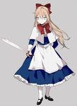  arm_behind_back bangs black_footwear blonde_hair blue_dress blue_eyes bow capelet closed_mouth dress expressionless full_body grey_background hair_between_eyes hair_bow holding holding_sword holding_weapon long_hair long_sleeves mary_janes red_(girllove) shanghai_doll shoes simple_background solo sword touhou weapon white_legwear wind 