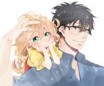  1girl amaama_to_inazuma bad_id bad_pixiv_id blonde_hair blush brown_hair chin_rest father_and_daughter glasses green_eyes hair_tousle inuzuka_kouhei inuzuka_tsumugi long_hair marinachan messy_hair on_shoulder over-rim_eyewear semi-rimless_eyewear short_hair smile 