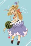  belt black_footwear blue_background blue_skirt bow brown_hair chain chii-kun_(seedyoulater) commentary_request english fang flower food fruit full_body hat hat_flower highres holding holding_food holding_fruit horn_bow horns ibuki_suika long_ponytail looking_at_viewer looking_to_the_side low_ponytail shirt shoes sidelocks simple_background skirt sleeveless sleeveless_shirt smile solo sun_hat touhou watermelon white_legwear white_shirt wrist_cuffs 