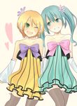  aqua_eyes aqua_hair bad_id bad_pixiv_id blonde_hair bow cheerful_candy_(module) colorful_drop_(module) colorful_x_melody_(vocaloid) detached_sleeves dress fang green_eyes grin hatsune_miku highres kagamine_rin multiple_girls one_eye_closed project_diva_(series) project_diva_2nd simple_background smile strapless strapless_dress thighhighs twintails vocaloid wadaka 
