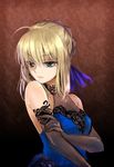  ahoge alternate_costume artoria_pendragon_(all) bare_shoulders black_gloves blonde_hair dress elbow_gloves fate/extella fate/extra fate/stay_night fate_(series) formal gloves green_eyes hair_ribbon omcm ribbon saber solo 