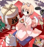  animal_ears copyright_request eating food fox_ears hiide japanese_clothes long_sleeves mochi obentou solo tail wagashi 