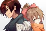  1girl bow brown_hair green_eyes grin hair_bow itsumi1021 kazuma_(scryed) long_hair orange_shirt pink_bow ponytail profile scryed shirt smile upper_body white_background yellow_eyes yuuta_kanami 