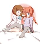  blush hand_puppet kiss lyrical_nanoha mahou_shoujo_lyrical_nanoha mahou_shoujo_lyrical_nanoha_a's multiple_girls puppet sch thighhighs vita yagami_hayate 