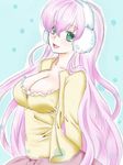  bad_id bad_pixiv_id earmuffs green_eyes long_hair megurine_luka nattsu pink_hair smile solo sweater vocaloid 