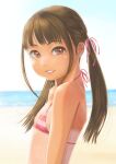  1girl beach bikini blue_sky brown_hair commentary_request flat_chest hair_ribbon highres horizon light_smile long_hair looking_at_viewer ocean original outdoors parted_lips pink_bikini pink_ribbon red_eyes ribbon sky solo striped_bikini striped_clothes sunlight swimsuit tan tanlines twintails upper_body uzuki_mei 