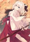  arms_behind_back autumn_leaves bangs black_ribbon blonde_hair breasts eyebrows_visible_through_hair fate_(series) from_side grey_eyes hair_between_eyes hair_ribbon half_updo highres holding holding_sword holding_weapon japanese_clothes katana kimono koha-ace looking_at_viewer looking_back medium_breasts nagishiro_mito okita_souji_(fate) okita_souji_(fate)_(all) ponytail ribbon sheath sheathed smile solo sword weapon white_kimono 