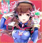  animal_print bangs bodysuit border breasts brown_eyes brown_hair bunny_print character_name cuffs d.va_(overwatch) english facepaint facial_mark gloves glowing hand_on_headphones headphones heco_(mama) high_collar holding long_hair looking_at_viewer mecha medium_breasts meka_(overwatch) model open_mouth overwatch pilot_suit red_background ribbed_bodysuit shoulder_pads signature skin_tight smile solo swept_bangs upper_body whisker_markings white_gloves yellow_border yellow_eyes 