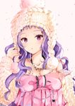  :o bangs bare_shoulders beige_background bow breasts cleavage collarbone hair_ornament hairclip hat highres jewelry knit_hat long_hair looking_at_viewer medium_breasts necklace original parted_lips purple_eyes purple_hair simple_background solo upper_body wavy_hair yoshida_iyo 