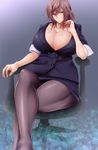  1girl animated bouncing_breasts breasts curvy huge_breasts saogokushi sitting solo tagme thick_thighs wide_hips 