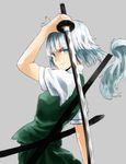  arm_up blue_eyes bob_cut closed_mouth green_vest grey_background holding holding_sword holding_weapon katana koke_(moromiso) konpaku_youmu looking_at_viewer sheath short_hair short_sleeves silver_hair simple_background solo sword touhou vest weapon 
