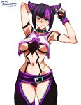  1girl arm_behind_head armpits artist_name belt black_hair body_markings bracelet breasts collar commentary cowboy_shot diagonal_bangs green_eyes hair_horns han_juri heterochromia jewelry mina_cream multicolored_hair navel pink_hair purple_eyes revealing_clothes simple_background smile solo spiked_bracelet spiked_collar spikes street_fighter street_fighter_6 striped_hair teeth two-tone_hair underboob white_background 