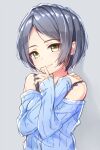  1girl black_hair blue_sweater breasts earrings grey_background hand_on_own_chin hand_on_own_shoulder hayami_kanade idolmaster idolmaster_cinderella_girls jewelry kuresuku_(lessons) light_smile looking_at_viewer medium_breasts off_shoulder parted_bangs short_hair sidelocks simple_background solo sweater upper_body yellow_eyes 