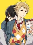  argyle bespectacled black_hair blonde_hair brown_eyes glasses hug hug_from_behind kanbara_akihito kyoukai_no_kanata magazine male_focus multiple_boys nase_hiroomi necktie nmunco reading red_neckwear scarf simple_background yellow_background 