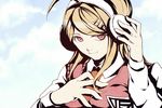  ahoge akamatsu_kaede blonde_hair blsuh long-hair new_danganronpa_v3 smile yellow_eyes 