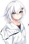  blue_eyes blush commentary_request hair_between_eyes hair_ornament hairclip highres hood hood_down hoodie looking_at_viewer original otokuyou ringo-chan_(otokuyou) short_hair simple_background solo upper_body white_background white_hair 