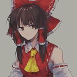  black_hair brown_eyes brown_hair detached_sleeves grey_background hair_ribbon hair_tubes hakurei_reimu highres isshin_(kaxz) looking_at_viewer neckerchief nontraditional_miko ribbon short_hair solo touhou 