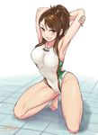  amaretto_(girls_und_panzer) armpits arms_behind_head barefoot breasts brown_eyes brown_hair commentary_request competition_swimsuit covered_navel eyebrows_visible_through_hair full_body girls_und_panzer grin highres italian_flag kneeling legs_apart long_hair looking_at_viewer medium_breasts one-piece_swimsuit revision short_hair signature smile solo solokov_(okb-999) stretch swimsuit teeth 