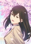  1girl :d blue_neckwear blue_sky blurry blurry_foreground bow bowtie brown_eyes brown_hair brown_jacket cherry_blossoms collared_shirt commentary_request day depth_of_field eyebrows_visible_through_hair fateline_alpha from_side head_tilt highres jacket kimi_no_suizou_wo_tabetai long_hair long_sleeves looking_at_viewer open_mouth outdoors petals pink_lips school_uniform shirt sky smile solo tree upper_body white_shirt wing_collar yamauchi_sakura 
