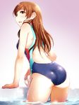  ass blue_swimsuit brown_eyes brown_hair competition_swimsuit cowboy_shot from_behind idolmaster idolmaster_cinderella_girls idolmaster_cinderella_girls_starlight_stage long_hair looking_back nitta_minami one-piece_swimsuit sakaki_imasato solo swim_cap_removed swimsuit water 