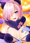  animal_ears breasts claws cleavage dangerous_beast elbow_gloves fate/grand_order fate_(series) fur_trim gloves hair_over_one_eye halloween_costume jack-o'-lantern kitagawa_onitarou large_breasts mash_kyrielight pink_hair purple_eyes short_hair solo wolf_ears 