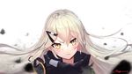  &gt;:( artist_name bangs blonde_hair blurry blush closed_mouth commentary_request dated depth_of_field floating_hair frown girls_frontline hair_between_eyes hair_ornament hairclip highres injury long_hair looking_at_viewer mg4_(girls_frontline) portrait ranyu scrape signature solo upper_body v-shaped_eyebrows yellow_eyes 
