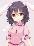  animal_ears bad_id bad_pixiv_id black_hair blush bunny_ears carrot eyebrows_visible_through_hair grey_background heart inaba_tewi jewelry looking_at_viewer pendant ponbiki red_eyes short_hair short_sleeves simple_background smile solo touhou 
