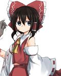  ascot bangs black_hair blood blood_on_face bloody_clothes bloody_hands blue_eyes bow closed_mouth cowboy_shot detached_sleeves expressionless eyebrows_visible_through_hair fortune_teller_(touhou) from_side golgi_hon hair_between_eyes hair_bow hair_tubes hakurei_reimu long_hair looking_at_viewer red_bow ribbon-trimmed_sleeves ribbon_trim sarashi short_hair sidelocks simple_background solo_focus sweat touhou trembling white_background wide_sleeves 