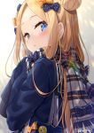  1girl :o abigail_williams_(fate/grand_order) alternate_costume bag bangs black_bow black_sailor_collar black_sweater blonde_hair blue_eyes blush bow commentary_request ear fate/grand_order fate_(series) forehead fringe_trim hair_bow hair_bun highres long_hair long_sleeves looking_at_viewer looking_back orange_bow parted_bangs parted_lips plaid plaid_scarf polka_dot polka_dot_bow sailor_collar scarf school_bag school_uniform serafuku side_bun sleeves_past_fingers sleeves_past_wrists smiley_face solo sweater twitter_username upper_body yano_mitsuki 