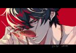  03_kyv 1boy adjusting_eyewear commentary green_eyes green_hair hair_over_one_eye highres letterboxed lighter_(zenless_zone_zero) looking_at_viewer male_focus parted_lips portrait scar scar_on_neck short_hair solo sunglasses untranslatable_commentary zenless_zone_zero 