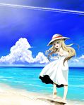  barefoot beach blonde_hair blue_eyes condensation_trail day dress feet hat highres k-on! kotobuki_tsumugi long_hair looking_back outdoors solo sun_hat sundress tomo_(tomo198310) 