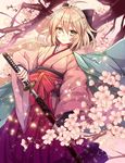  ahoge black_bow black_scarf bow cherry_blossoms commentary_request fate_(series) flower hair_between_eyes hair_bow haori holding holding_sword holding_weapon japanese_clothes katana kimono koha-ace looking_at_viewer nozomi_fuuten obi okita_souji_(fate) okita_souji_(fate)_(all) outdoors petals sash scarf smile solo sword tree weapon wide_sleeves 