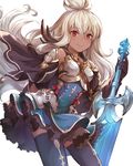  ahoge armor armored_dress cape capelet claymore_(sword) commentary_request dark_skin frilled_skirt frills gloves granblue_fantasy highres long_hair maruhide666 red_eyes shoulder_pads simple_background skirt smile solo sword thighhighs weapon white_background white_hair zooey_(granblue_fantasy) 