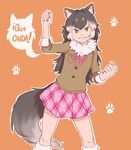  1girl animal_ears black_hair brown_eyes brown_hair commentary fur_trim kemono_friends long_hair mefomefo mexican_wolf_(kemono_friends) multicolored_hair orange_background pleated_skirt simple_background skirt solo spanish tail teeth translated upper_body white_hair wolf_ears wolf_tail 