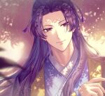 1boy chinese_clothes chromatic_aberration closed_mouth commentary hair_ornament hanfu jinshi_(kusuriya_no_hitorigoto) kusuriya_no_hitorigoto light_particles long_hair looking_at_viewer male_focus parted_bangs purple_eyes purple_hair shigaraki_(strobe_blue) smile solo tassel tassel_hair_ornament upper_body 