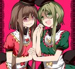  apron bangs black_hat brown_hair commentary_request crazy_smile dress green_dress green_eyes green_hair green_nails hat holding_hands interlocked_fingers looking_at_viewer multiple_girls nail_polish nishida_satono open_mouth red_background red_dress red_eyes red_nails sakurame shaded_face short_hair_with_long_locks teireida_mai touhou upper_body 