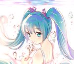  air_bubble aqua_hair bangs blue_eyes bubble commentary_request dress eyebrows_visible_through_hair flower from_side hair_between_eyes hair_ribbon hatsune_miku holding holding_flower long_hair looking_at_viewer purple_ribbon revision ribbon sidelocks solo submerged twintails underwater upper_body vocaloid white_dress white_flower yan_(nicknikg) 
