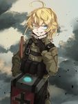  &gt;:) ahoge bangs black_gloves blonde_hair blue_eyes chibirisu cloud cloudy_sky coat commentary_request evil_grin evil_smile eyebrows_visible_through_hair fur_collar gloves grin gun hair_between_eyes high_collar highres holding holding_gun holding_weapon load_bearing_vest long_sleeves looking_at_viewer military military_uniform outdoors ponytail short_hair sky smile solo tanya_degurechaff uniform v-shaped_eyebrows weapon winter_clothes winter_coat youjo_senki zipper_pull_tab 
