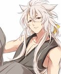  animal_ears bangs commentary_request grin hair_between_eyes highres japanese_clothes kogitsunemaru long_hair looking_at_viewer male_focus parted_lips pink_eyes sekina simple_background smile solo touken_ranbu upper_body white_background white_hair 