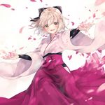  :d bangs black_bow blonde_hair bow cherry_blossoms commentary_request eyebrows_visible_through_hair fate_(series) hair_bow hakama highres japanese_clothes kimono koha-ace long_skirt looking_at_viewer mei_(maple_152) okita_souji_(fate) okita_souji_(fate)_(all) open_mouth outstretched_hand petals pleated_skirt purple_skirt short_hair skirt smile solo teeth white_kimono wide_sleeves yellow_eyes 