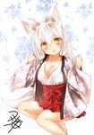  animal_ear_fluff animal_ears breasts cleavage commentary_request fox_ears fox_tail japanese_clothes kohaku_(yua) large_breasts looking_at_viewer original sketch slit_pupils smile solo tail white_hair yellow_eyes yua_(checkmate) 