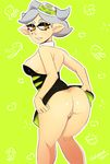  absurd_res biting_lip bottomless breasts butt clothed clothing clothing_lift dress dress_lift eyelashes female green_background grey_hair hair hat hi_res hotkeke1 humanoid inkling looking_at_viewer looking_back marie_(splatoon) nintendo no_underwear not_furry presenting presenting_hindquarters pussy simple_background solo splatoon video_games 