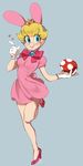  animal_ears blue_background blue_eyes bow breasts bunny_ears crown dress full_body gloves heart high_heels highres holding leg_up looking_at_viewer mario_(series) medium_breasts mushroom pink_dress princess_peach shoes skirt smile solo standing standing_on_one_leg super_mario_bros. zambiie 