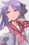  closed_mouth eyebrows_visible_through_hair grey_background hair_ribbon hankuri hiiragi_kagami long_hair long_sleeves lucky_star pink_neckwear purple_eyes purple_hair ribbon ryouou_school_uniform school_uniform serafuku shiny shiny_hair simple_background smile smug solo twintails upper_body 