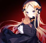  abigail_williams_(fate/grand_order) bangs black_background black_bow black_dress black_hat blonde_hair blue_eyes blush bow closed_mouth dress eyebrows_visible_through_hair fate/grand_order fate_(series) gradient gradient_background hair_bow hat head_tilt highres long_hair long_sleeves looking_at_viewer object_hug orange_bow parted_bangs polka_dot polka_dot_bow red_background shiino_sera sleeves_past_fingers sleeves_past_wrists solo stuffed_animal stuffed_toy teddy_bear very_long_hair 