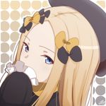  abigail_williams_(fate/grand_order) bangs black_bow black_dress black_hat blonde_hair blue_eyes bow commentary covered_mouth dress fate/grand_order fate_(series) frilled_sleeves frills hair_bow hat highres long_hair long_sleeves looking_at_viewer orange_bow parted_bangs polka_dot polka_dot_background portrait ramchi signature sleeves_past_wrists solo tsurime white_background 