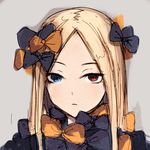  abigail_williams_(fate/grand_order) bangs blonde_hair bow closed_mouth commentary_request fate/grand_order fate_(series) hair_ornament heterochromia parted_bangs shadow solo tay_yisiang 